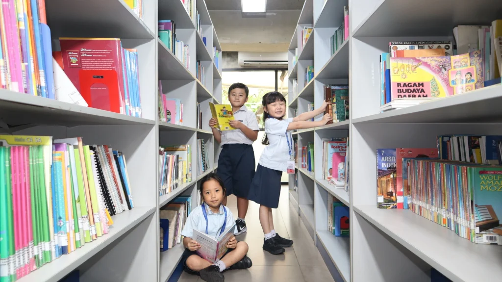 Here Are 5 Effective & Fun Children Reading Tips!
